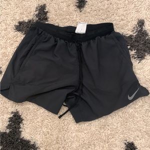 Nike Men’s Running Athletic 5 inch seam shorts